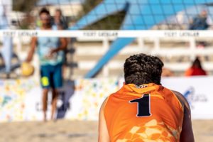 beach, volleyball, ball-4253154.jpg